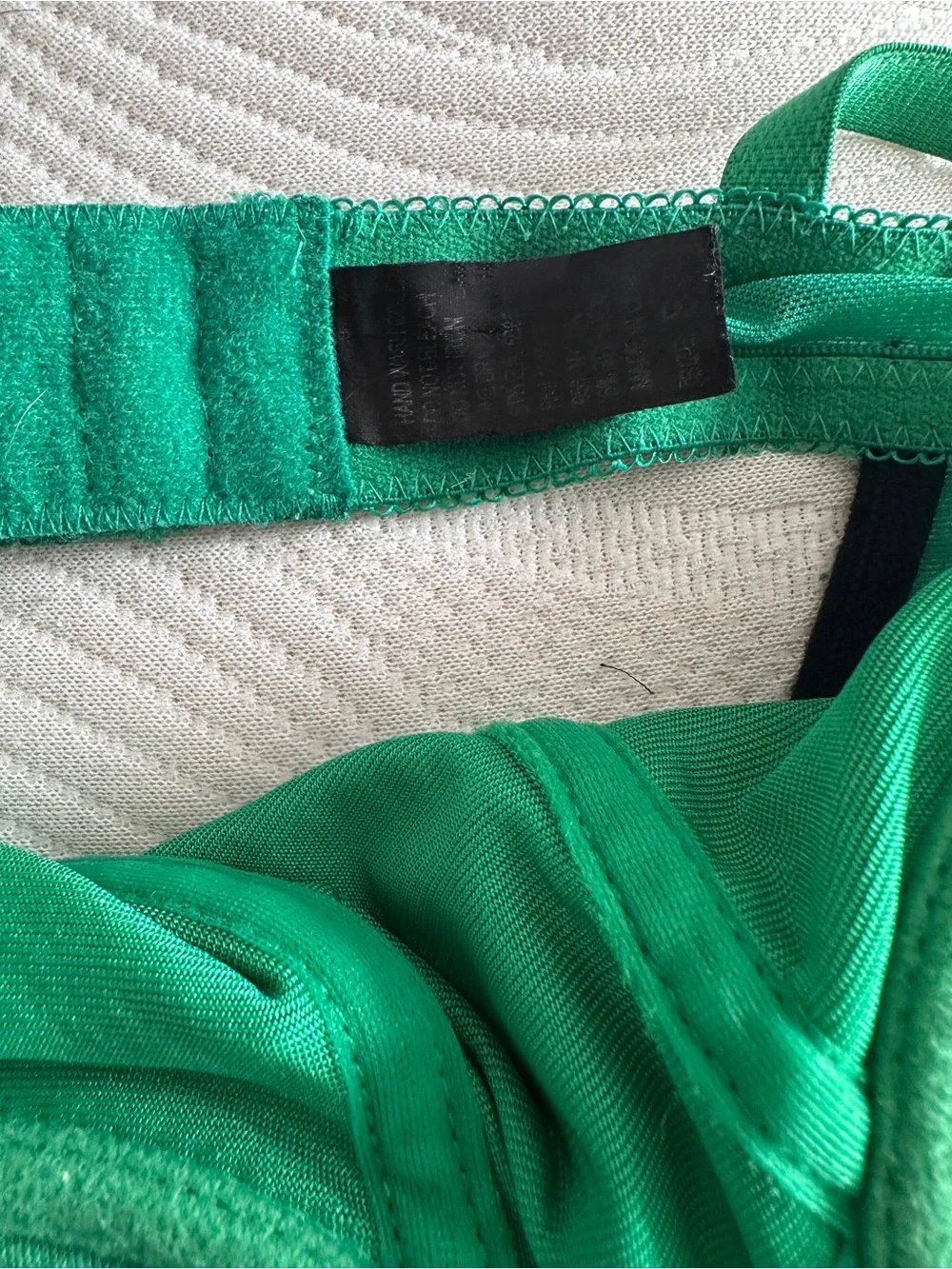 Vintage Emerald Green Chemise with Black Trim - Picture 6 of 7